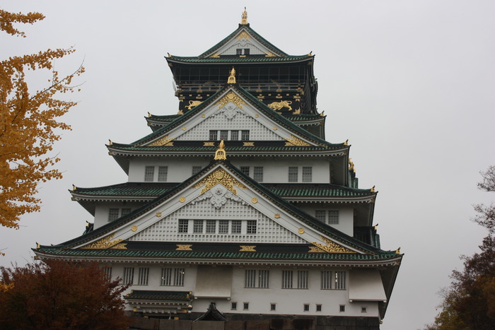 오사카 성 © 종나미