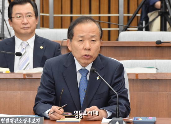▲청문회에 참석한 김이수 헌법재판소장 후보자 ©영등포시대
