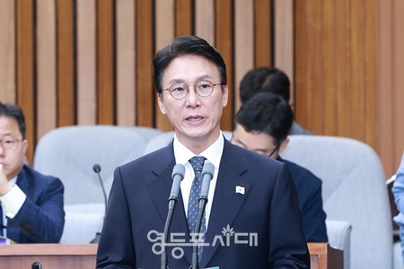 ▲김민석 국무총리 후보자가 24일 서울 여의도 국회에서 열린 국회 인사청문회에서 모두 발언을 하고 있다. ©영등포시대