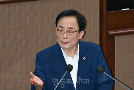 ▲ ‘서울특별시 축제 육성 및 지원에 관한 조례’ 일부개정 조례안을 대표 발의한 김형재 서울시의회 의원/이미지=서울시의회 제공 ▲ 