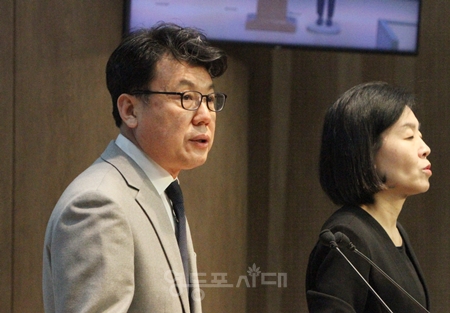 ▲진성준 의원이 12월 31일 국회 소통관에서 기자회견을 열고 “당과 원내를 아우르는 경험이 당을 수습하는 데 유용한 자산이 될 것으로 생각한다”라면서 원내대표 보궐선거 출마를 선언하고 있다.Ⓒ영등포시대