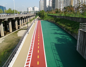 빗물펌프장 정비를 통해 새롭게 확충된 <br>도림천변 자전거 도로