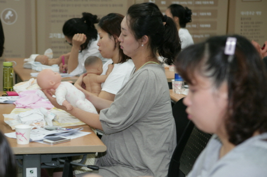 임산부들의 건강한 출산을 돕기 위한 ‘토요 출산 준비  교실’