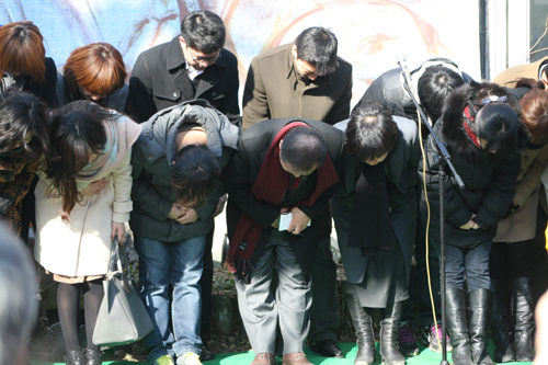 ▲  잘 다녀오세요, 잘 다녀오겠습니다. ⓒ 김아름내