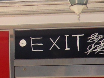 문래동 창작촌 한 곳의 간판