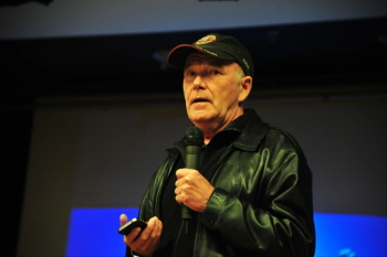 장 폴로(Jean G. Poulot) 감독이 한예진에서 특강을 진행했다. (&copy;한국방송예술교육진흥원)