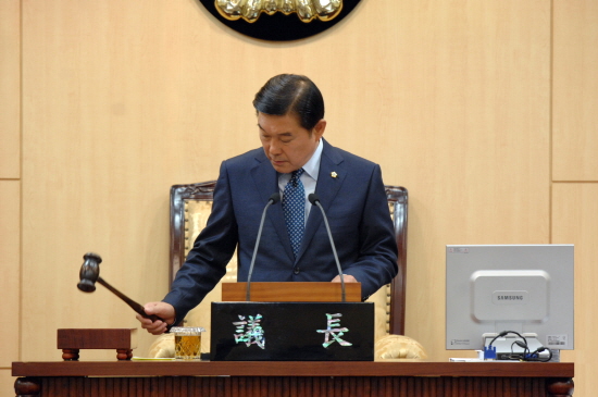 영등포구의회(오인영 의장)가 14일 제 181회 제2차 본회의를 열고 있다. &copy;영등포구의회 