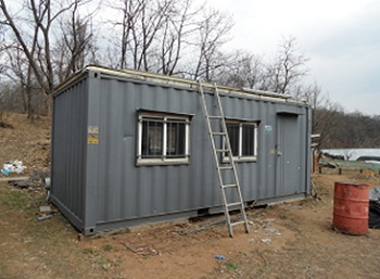 창고용도로를 사용하여 적발된 구로구 궁동 불법가설물