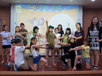 7월 26일(토) “디즈니 영어 뮤지컬” 발표회가 대림정보문화도서관에서 개최됐다. &copy;대림정보문화도서관