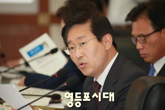 7일(화) 한국조폐공사와 한국은행을 대상으로 한 2014년도 국회 기획재정위원회 국정감사에 “한국은행은 KIC 2008년 메릴린치 투자의 책임 있다”고 주장한 박범계 의원 ⓒ 안영혁 기자