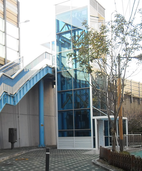 최근 설치된 양평동에서 오목교 연결하는 엘리베이터 &copy;영등포구