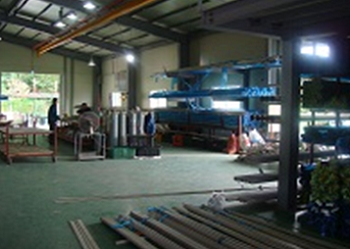 중랑구 신내동, 콩나물재배사를 금속제품 제조공장으로 용도 무단변경해 사용하다 적발되었다. &copy;서울시