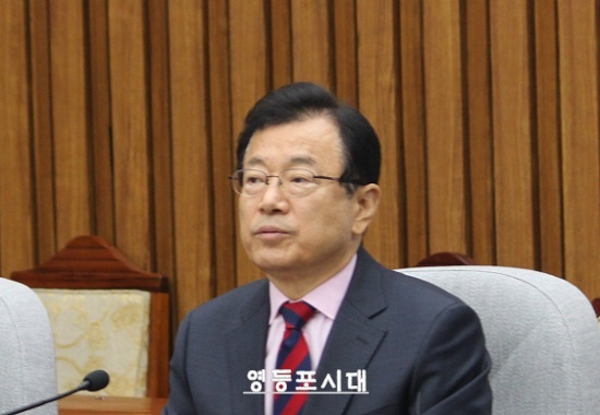 이현재 정책위의장이 2월 임시국회에서 민생법안 처리와 관련하여 “여·야가 머리를 맞대고 진지하게 논의해야 한다”며 민생국회를 강조하고 있다. Ⓒ영등포시대