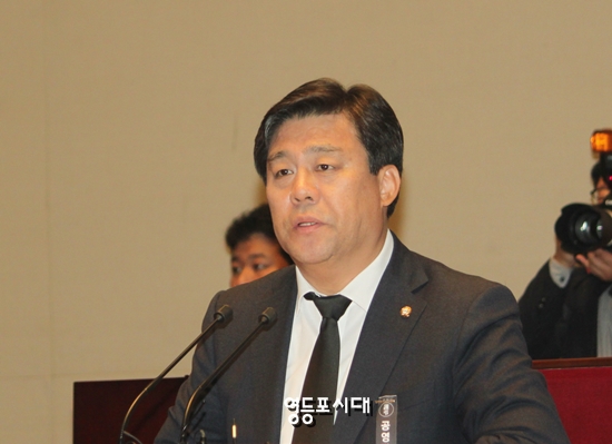 김선동 원내수석부대표가 흥진호 납북사태와 관련 “안보 무능 정권, 안보 불능 정권이다”고 주장하고 있다. &copy;박강열 기자