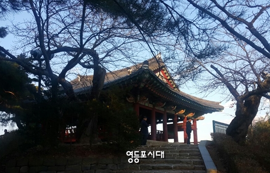 대한민국 관광명소 중 하나로 꼽히는 경포대 2017년 11월 26일 전경 &copy;영등포시대 