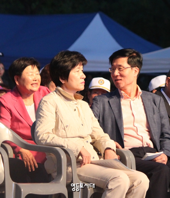 제22회 구민의 날 행사에 참석했던 김영주, 신경민 국회의원 &copy;영등포시대