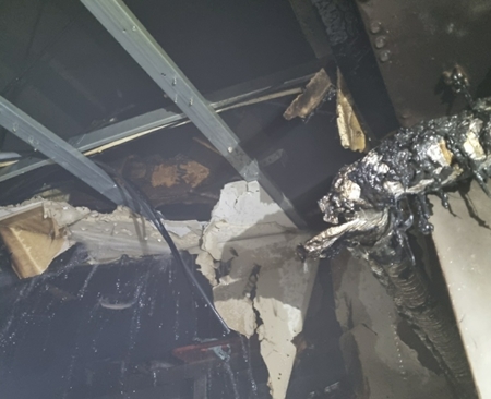 영등포 소방대원 68명과 차량 22대가 현장에 출동해 32분 만에 진압한 대림동 한 호프집 화재 현장