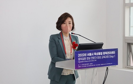 ▲중독관리센터 근거 조례 대표발의한 오현정 시의원이 축사를 하고 있다. ⓒ서울시의회