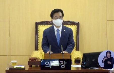 ▲고기판 의장이 폐회에 앞서 5선 의원으로서의 소회를 밝히고 있다. Ⓒ영등포구의회 인터넷방송 캡처