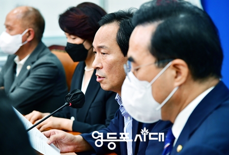 ▲민주당 우상호 비상대책위원장이 4일 국회에서 열린 비상대책위원회에서 모두 발언을 하고 있다. Ⓒ영등포시대