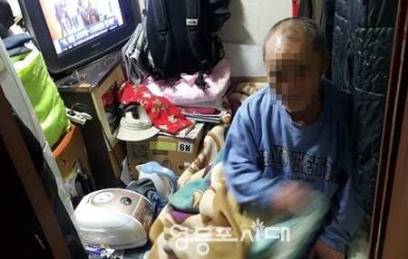 ▲ 대부분 1인 가구로 이루어진 영등포구 쪽방촌 넘어로 해가 지고 있다. ⓒ영등포시대