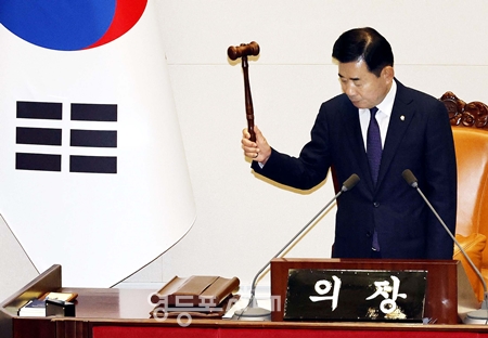 ▲김진표 국회의장이 민주당 이재명 대표 체포동의안 가결을 선포하고 있다. Ⓒ영등포시대
