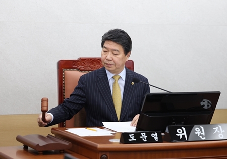 ▲도문열 서울시의회 도시계획균형위원회 위원장