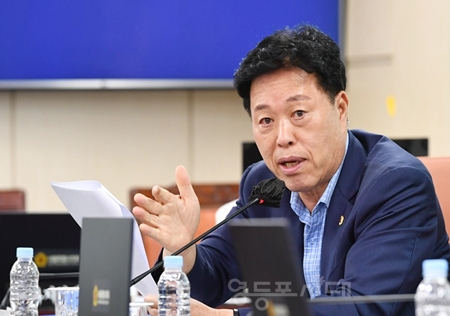 ▲송도호 시의원은 “장애인콜택시 배차 시스템 효율적으로 개선할 것”을 촉구했다. 