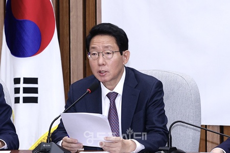 ▲김상훈 국민의힘 정책위의장이 15일 서울 여의도 국회에서 열린 원내대책회의에서 발언하고 있다. ⓒ김정현 기자