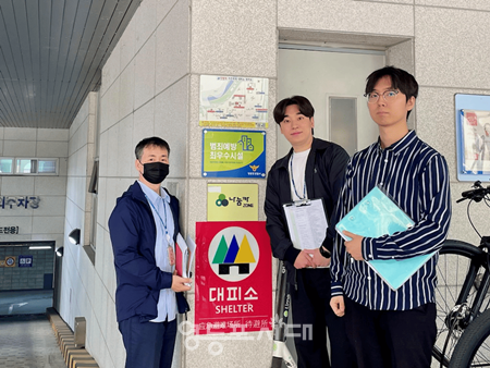 ▲영등포구시설관리공단이 운영 관리하고 있는 양평2동 공영주차장이 영등포경찰서로부터 범죄예방 우수시설로 인증받았다. ⓒ영등포구시설관리공단 제공