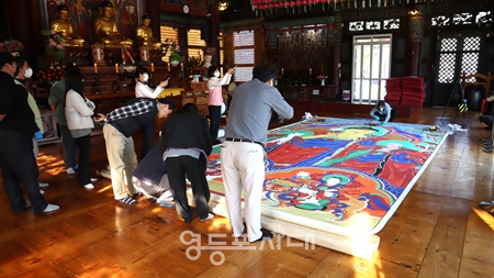 ▲서울시 관계자들이 지정문화유산에 대해 현장 조사를 하고 있다. ©서울시 제공