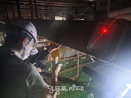 ▲굴착공사장 내 도시가스 배관 안전점검 모습. ©서울시 제공