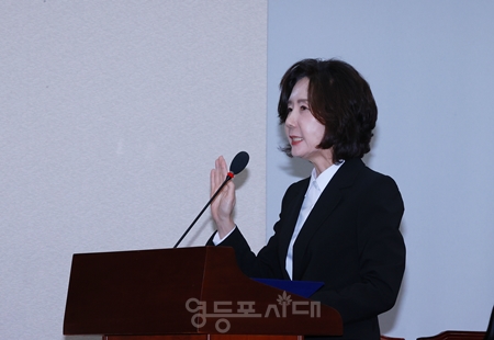 ▲7월 16일 국회에서 이진숙 교육부 장관 후보자가 인사청문회에 앞서 선서하고 있다. Ⓒ영등포시대