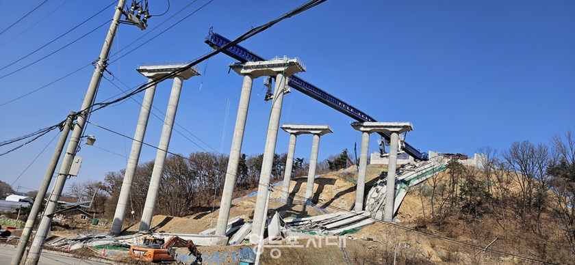 ▲세종-안성 고속도로 붕괴 사고 현장(2. 27) Ⓒ영등포시대