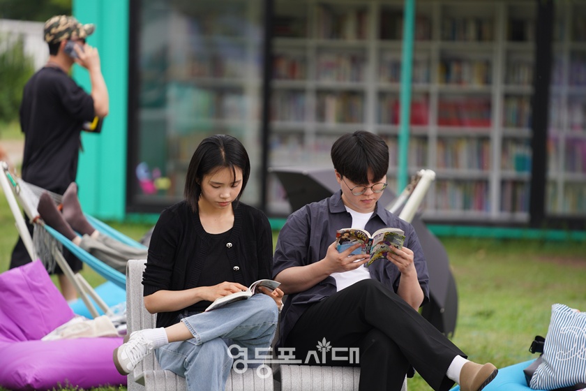 ▲독서 중인 시민. ⓒ서울시 제공