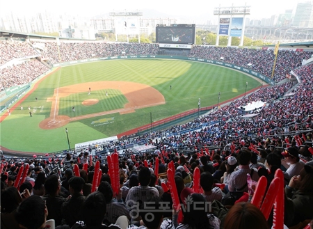 ▲잠실야구장 홈경기 장면/이미지=서울시 제공