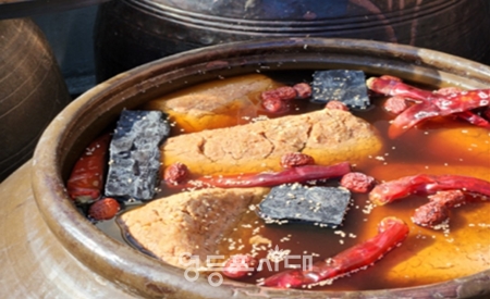 ▲전통 장 담그기/이미지=서울시농업기술센터 제공